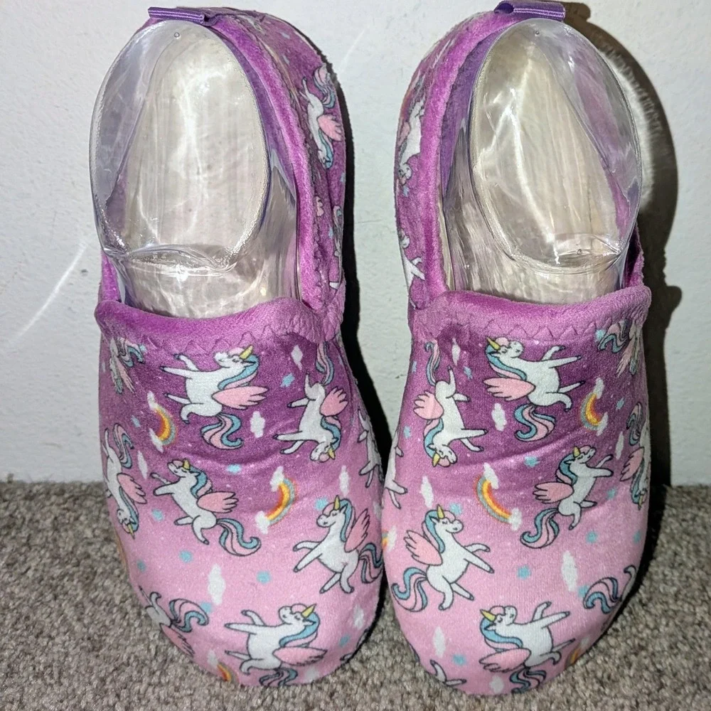 Girls Unicorn Rainbow Slippers Purple Pink Plush House Shoes‎ Size 2-3 NEW
